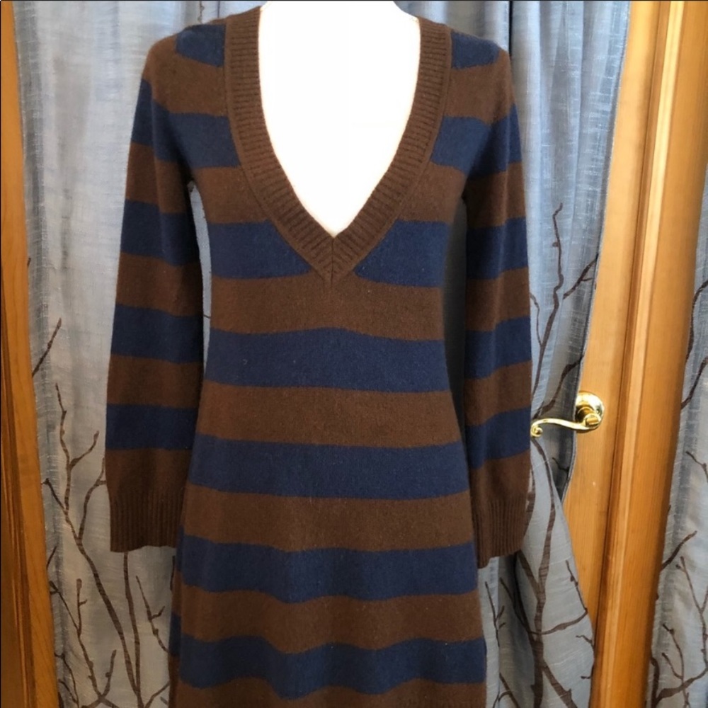 C&C M 100% cashmere v-neck sweater blue brown